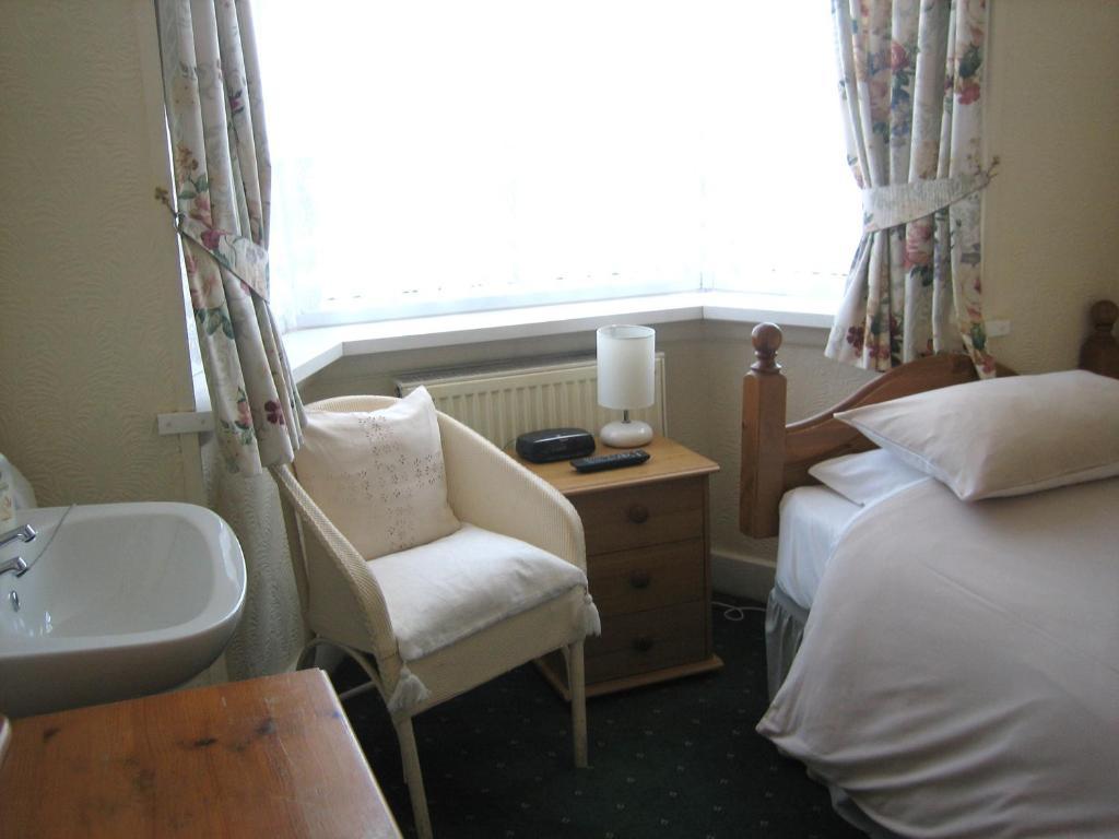 Gables Nest Bed and Breakfast Birmingam Habitación foto